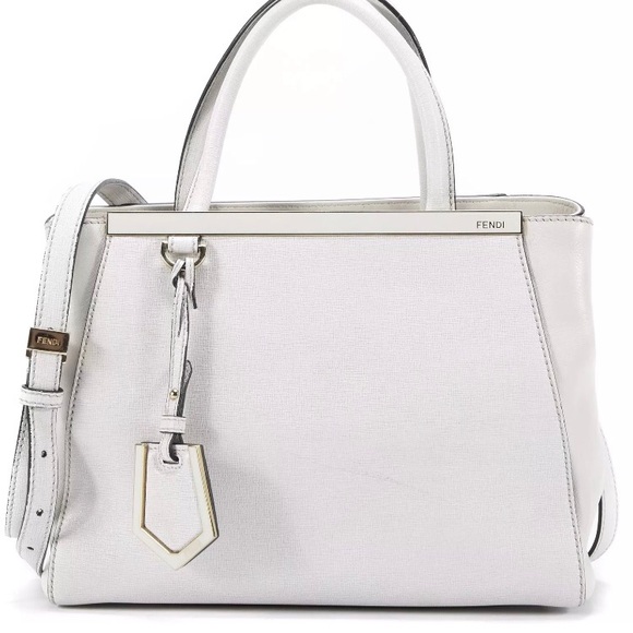 ⭐️SOLD⭐️FENDI Elite Vitello Petite 2Jours Tote - Picture 5 of 8